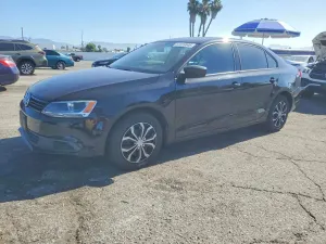 Volkswagen Jetta 2.0L 4 2013