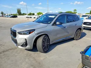 BMW X1 2.0L 4 2025