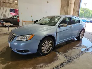 Chrysler 200 2.4L 4 2012