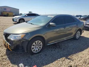 Toyota Camry 2.5L 4 2014