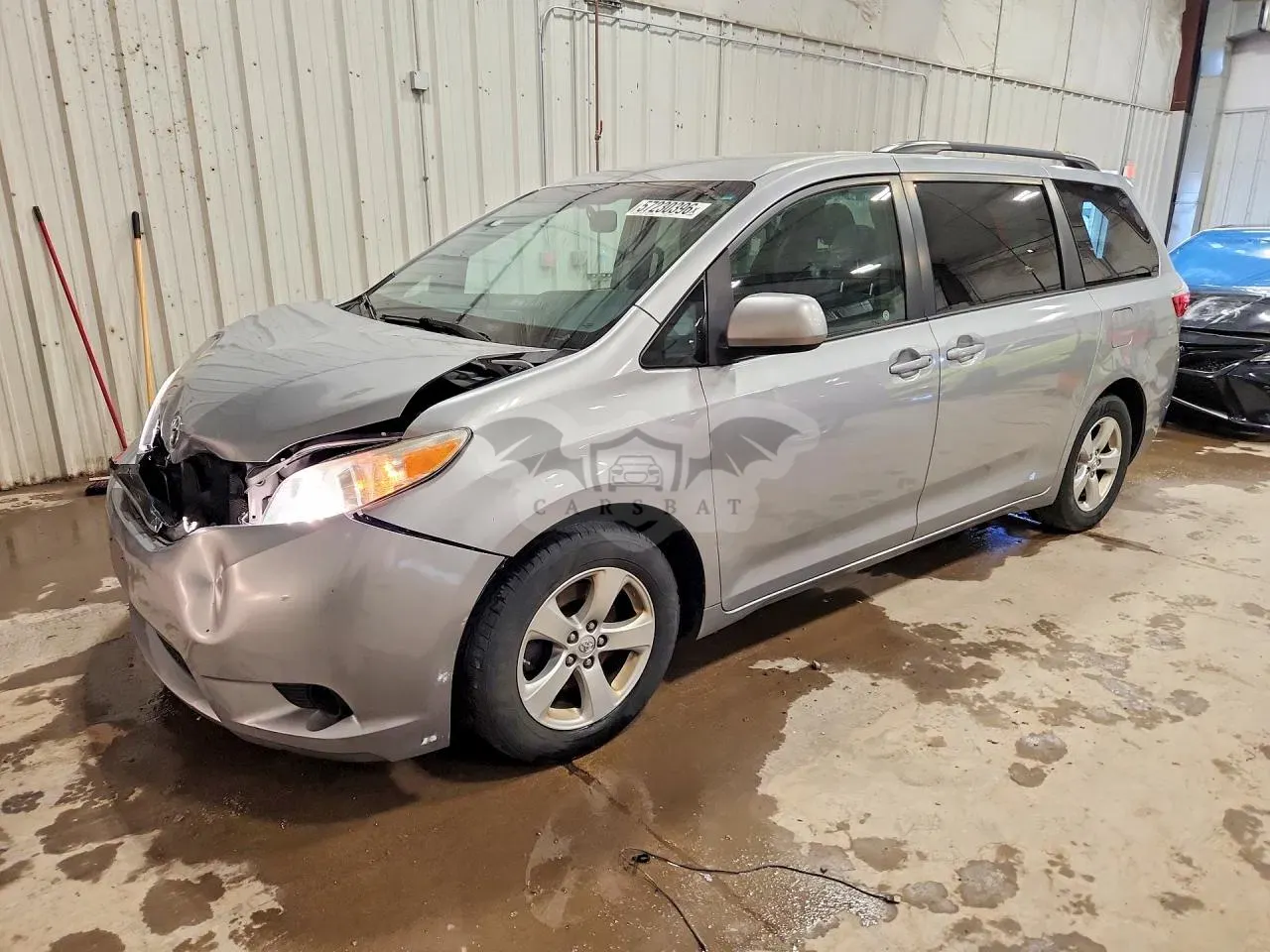 Toyota Sienna 3.5L 6 2017