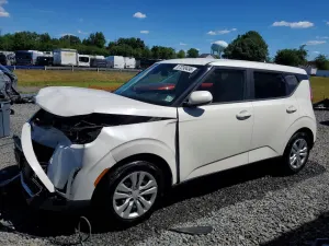 Kia Soul 2.0L 4 2023