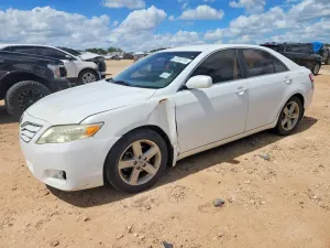Toyota Camry 2.5L 4 2010