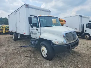 International DuraStar / 4000 7.6L 6 2006