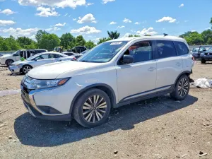 Mitsubishi Outlander 2.4L 4 2019