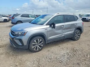 Volkswagen Taos 1.5L 4 2022