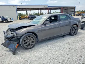 Chrysler 300 3.6L 6 2021