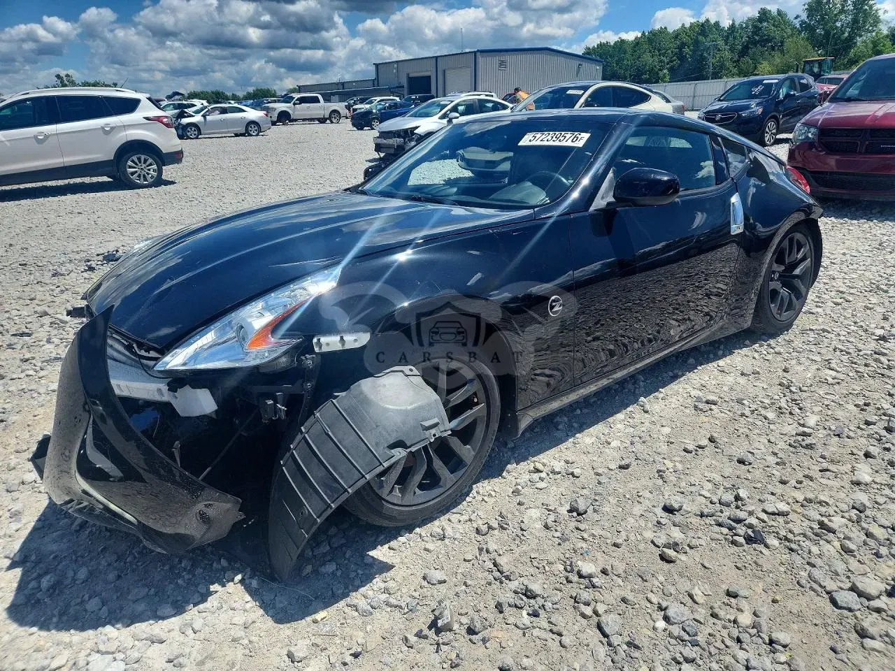 Nissan 370z 3.7L 6 2015