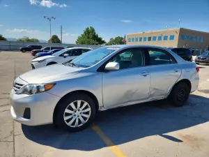 Toyota Corolla 1.8L 4 2013