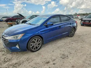 Hyundai Elantra 2.0L 4 2019