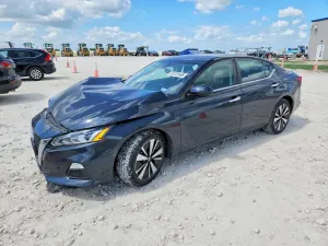 Nissan Altima 2.5L 4 2022
