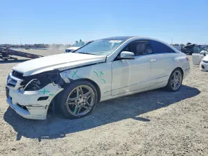 Mercedes-Benz E 3.5L 6 2012