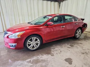 Nissan Altima 3.5L 6 2015