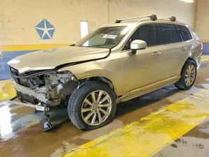 Volvo XC90 2.0L 4 2018