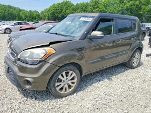 Kia Soul 2.0L 4 2012