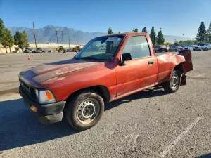 Toyota Hilux 2.4L 4 1995