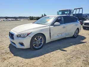 Infiniti Q50 3.0L 6 2021