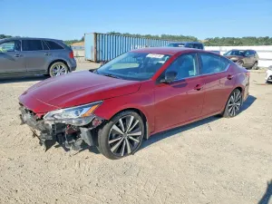 Nissan Altima 2.5L 4 2020