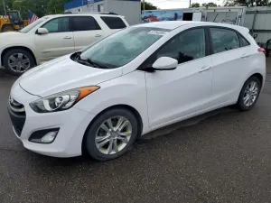 Hyundai Elantra 2.0L 4 2015