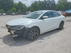 Chrysler 200 2.4L 4 2015