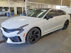 Kia K5 2.5L 4 2025