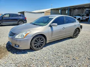 Nissan Altima 2.5L 4 2012