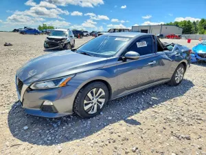 Nissan Altima 2.5L 4 2020