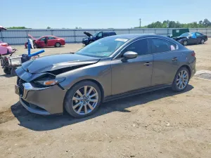 Mazda 3 2.5L 4 2019