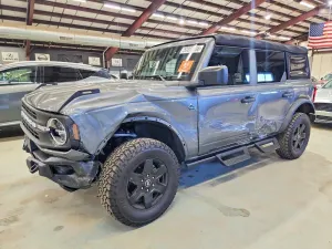 Ford Bronco 2.3L 4 2023