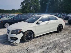 Mercedes-Benz CLA 2.0L 4 2015