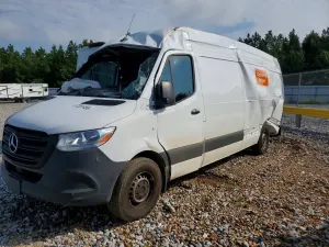 Mercedes-Benz Sprinter 2.0L 4 2025