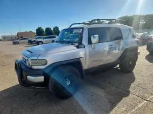 Toyota FJ Cruiser 4.0L 6 2007