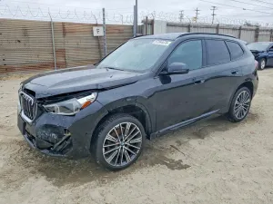 BMW X1 2.0L 4 2024