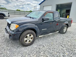 Suzuki Equator 2.5L 4 2012