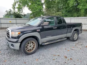 Toyota Tundra 5.7L 8 2010