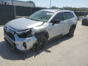 Toyota Rav4 XLE 2.5L 4 2023