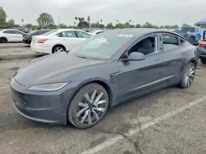 Tesla Model 3 2025