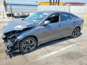 Nissan Sentra 2.0L 4 2025
