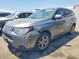 Mitsubishi Outlander 2.4L 4 2014