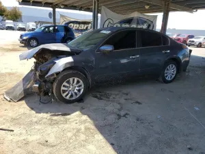 Nissan Altima 2.5L 4 2012