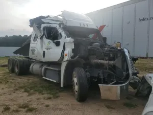 Freightliner Cascadia 14.8L 6 2017
