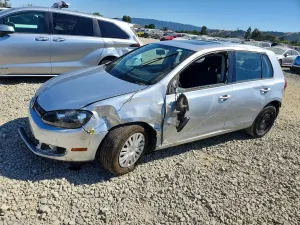 Volkswagen Golf 2.5L 5 2014