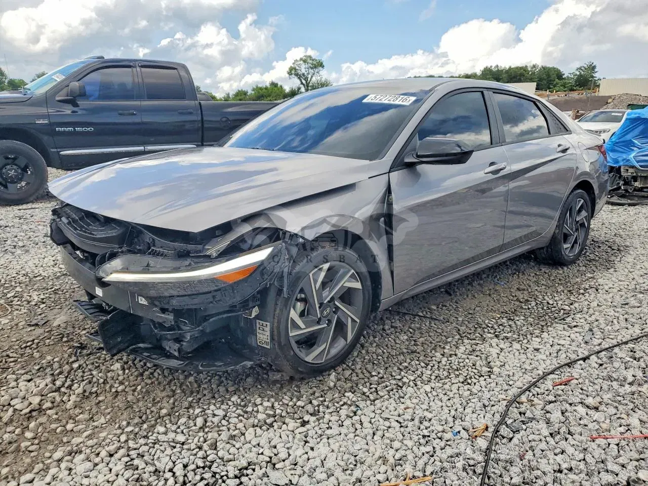 Hyundai Elantra 2.0L 4 2025