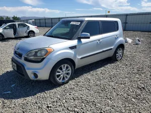 Kia Soul 2.0L 4 2012
