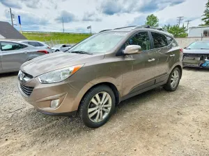 Hyundai Tucson 2.4L 4 2013