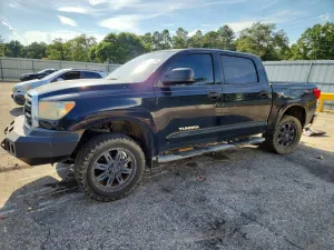 Toyota Tundra 4.6L 8 2013
