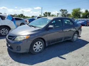 Toyota Corolla 1.8L 4 2012