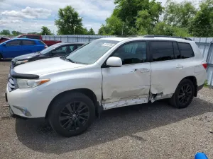 Toyota Highlander 3.5L 6 2013