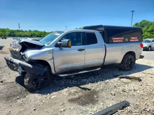 Toyota Tundra 5.7L 8 2010