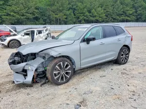 Volvo XC60 2.0L 4 2025